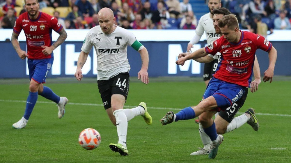 Артём Самсонов не справился с Иваном Обляковым