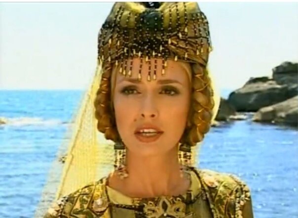 Кадр из сериала "Роксолана", фото на Яндекс.Картинки