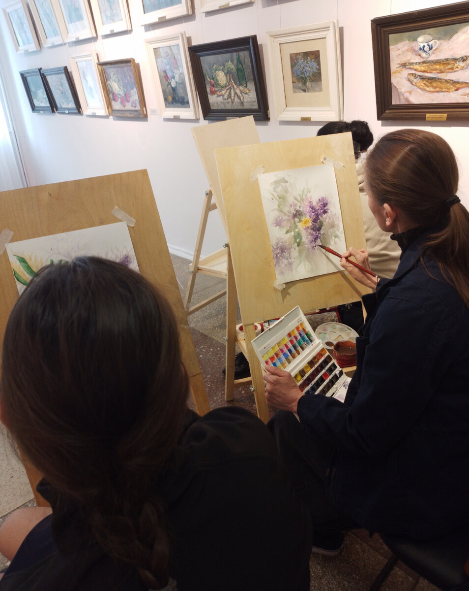 Рисуем сирень с художником Михаилом Левшиным.