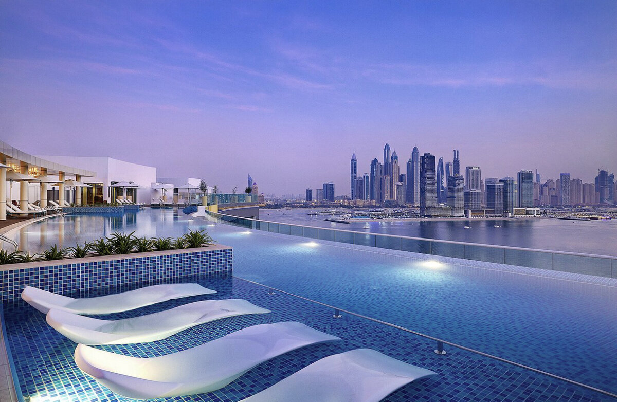 jumeirah rotana 4 дубай