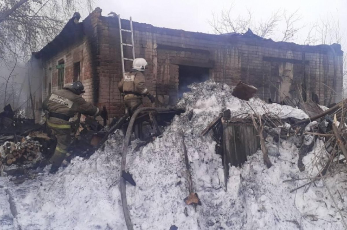    Бастрыкин взял на контроль дело о гибели 2 детей в пожаре под Новосибирском