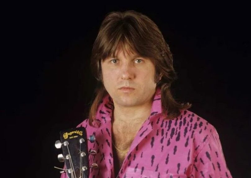 Плот раскраска. Певец на плоту 4 буквы. Робинзон крузо на плоту. Дети на плоту. Певец на плоту 4 буквы.