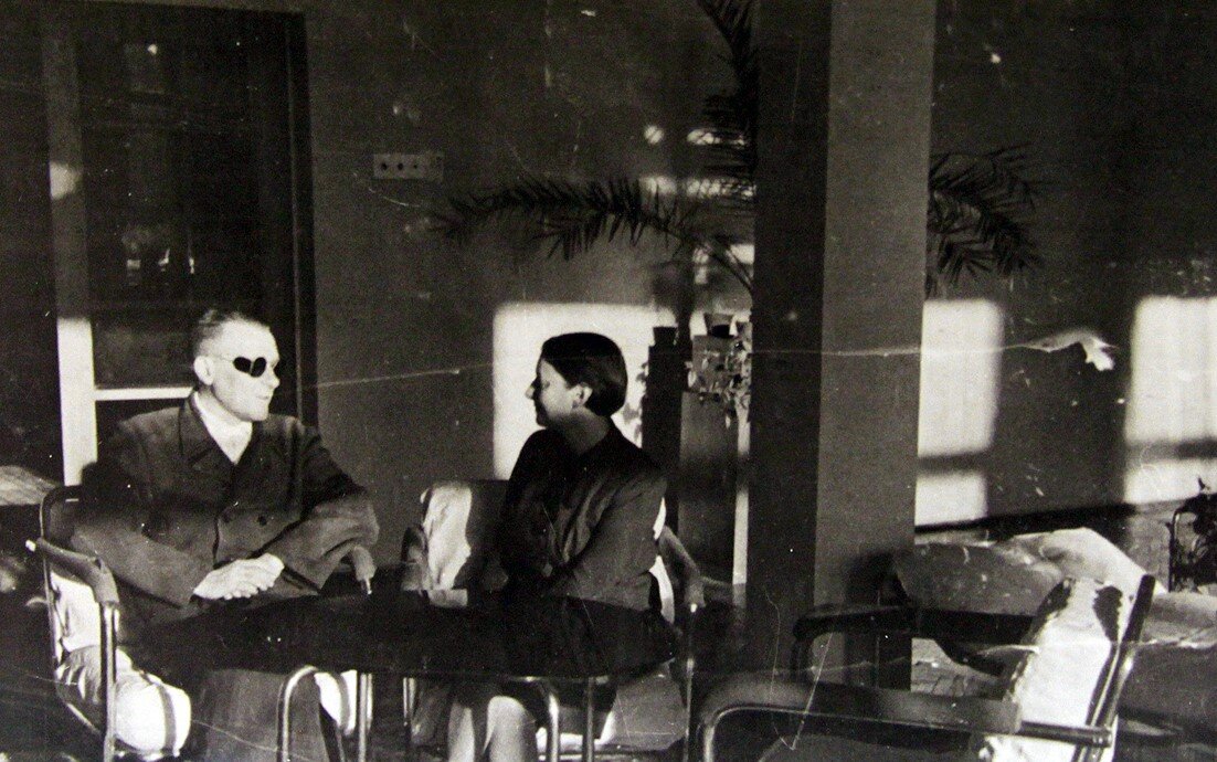 Булгаковы в Барвихе. 1939 год. Фото с сайта http://m-bulgakov.ru/
