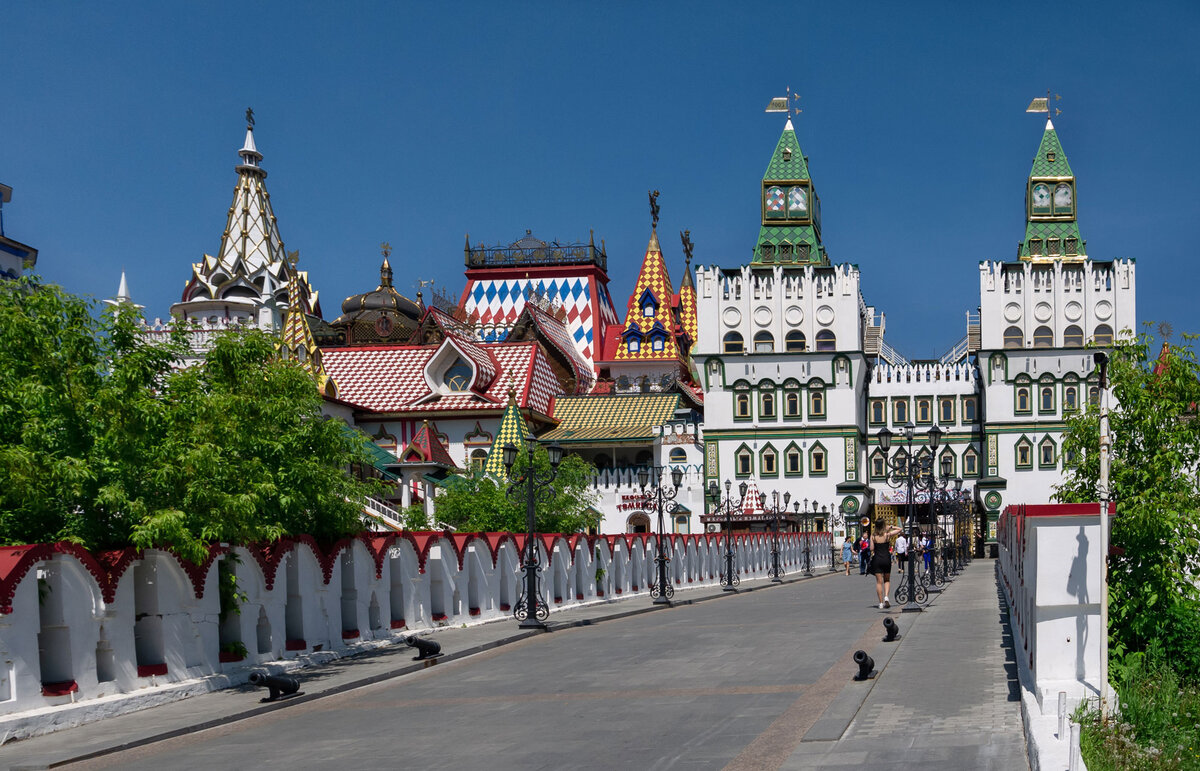 Фото ph_zakharenkova, июнь 2022г.  Измайловский кремль