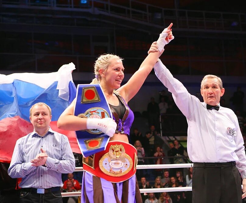 Непобедимая Наталья Рагозина на боксерском ринге