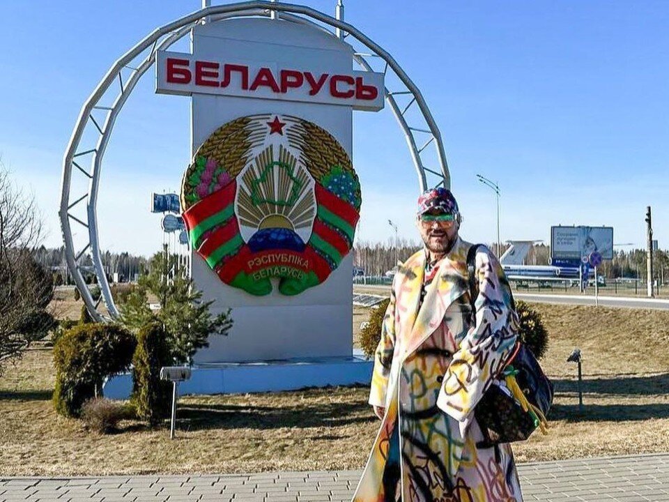     Филипп Киркоров порадовал минскую публику своим неожиданным визитом. Фото: соцсети.