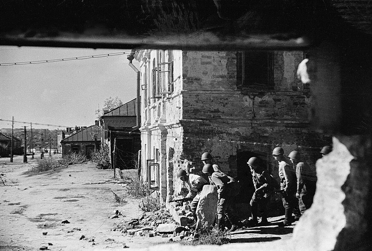 Город под оккупацией. Битва за Воронеж 1942. Воронеж битва за Воронеж Великая Отечественная война. Бои за Воронеж 1942.