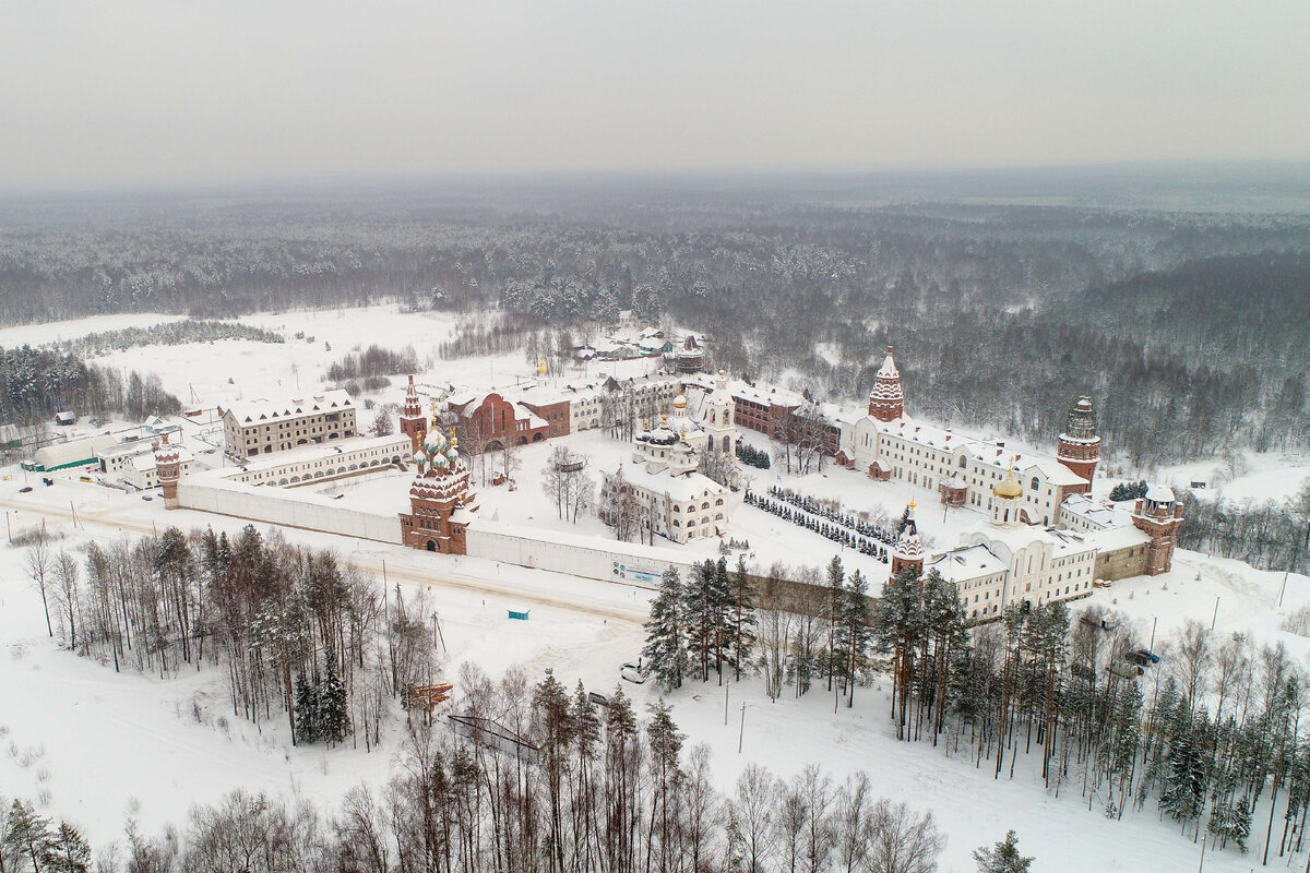 Николо-Сольбинский монастырь с высоты птичьего полёта