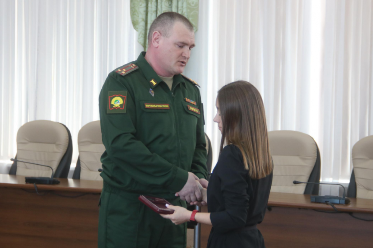    В Бердске семье погибшего на СВО Николая Саидова вручили Орден Мужества