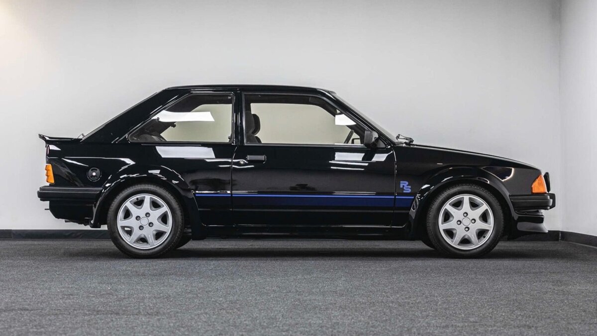      Ford Escort RS Turbo S1