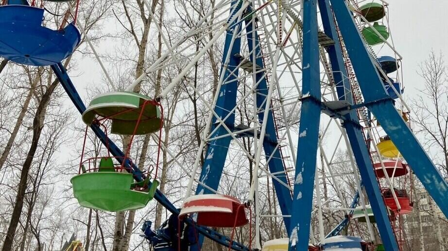 Парк аттракционов хабаровск фото Аттракционы в Хабаровском крае готовятся к летнему сезону Транссибинфо Хабаровск