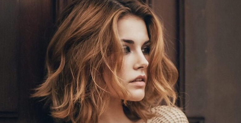 Небрежная французская укладка