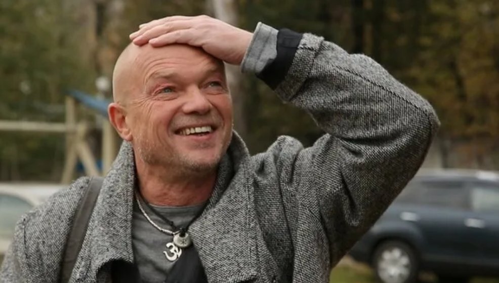 Андрей смоляков биография фото Майор Черкасов: первые роли в подвале, пощечина журналисту и еще несколько факто