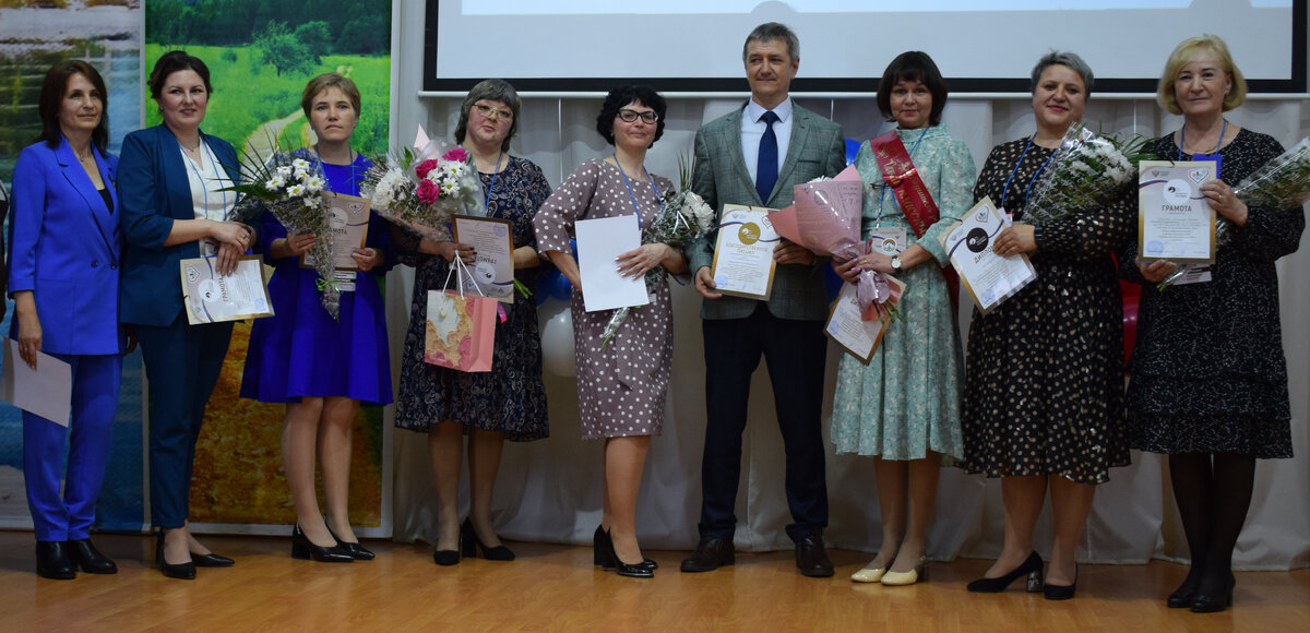 Наталья Баранчугова, Наталья Галецкая, Александра Гвозденская, Татьяна Гвозденская, Андрей Власов, Галина Гусева, Екатерина Романенко, Александра Суворова.