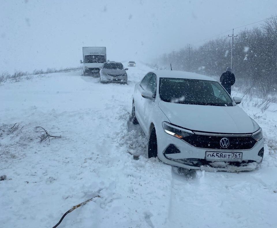     Пробка сократилась до 21 км в северном направлении и до 29 - в южном. Фото: читатель "КП-Ростов-на-Дону".