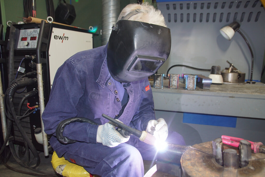 В процессе сварки / Фото: пресс-служба АО "Армалит"  📷
