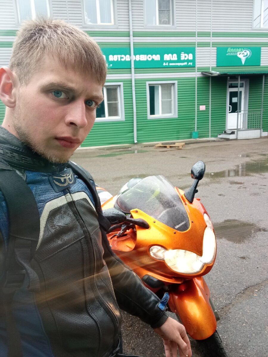 Владение мотоциклом kawasaki zzr1200. Всем здравствуйте, вот уже 2 сезона позади, решил написать какого это владеть старым, редким и довольно таки специфичным мотоциклом.