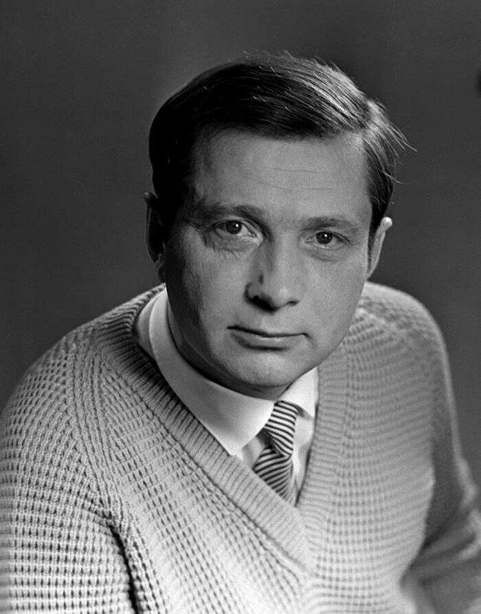 Это он сейчас актёр | Пикабу | Дзен