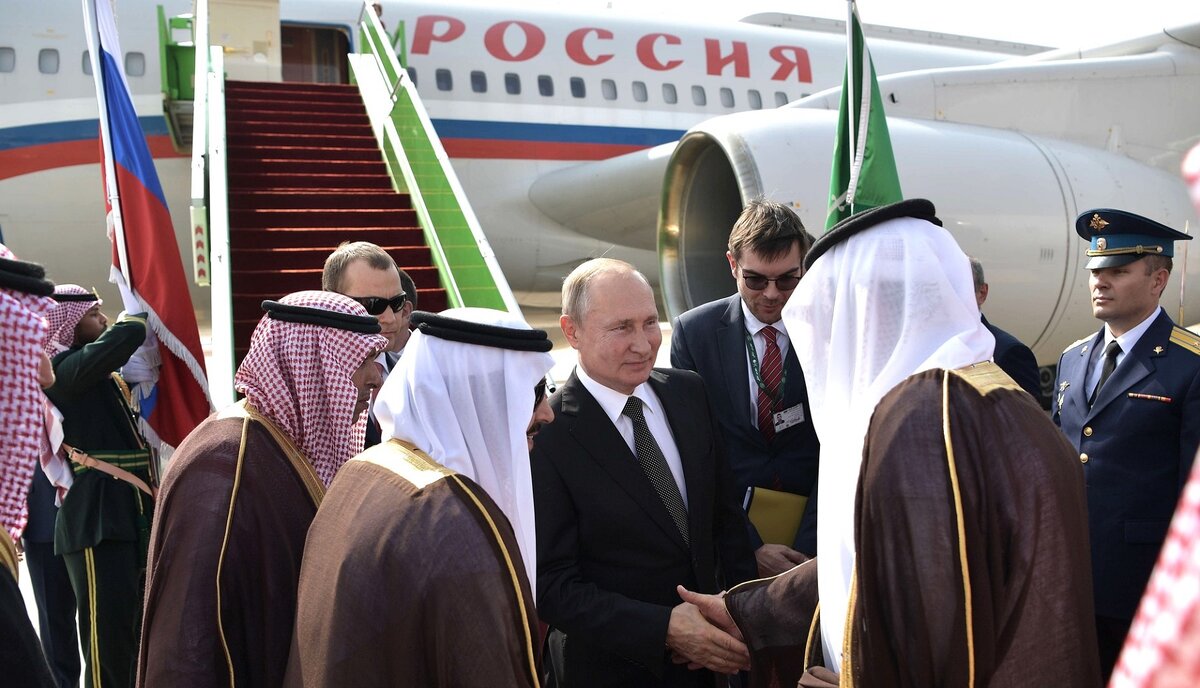 kremlin.ru / Владимир Путин с государственным визитом в Саудовской Аравии