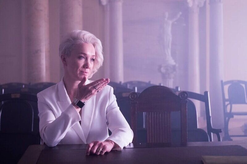 Алёна Липницкая (актриса Дарья Мороз) - пример женщины с высоким уровнем эмоционального интеллекта (главная героиня сериала "Клиника счастья")