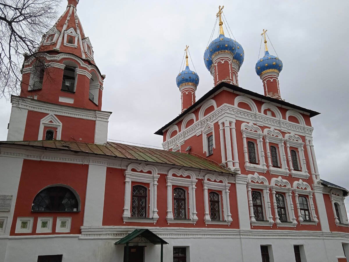 Церковь Царевича Димитрия 1692г. Фото автора.