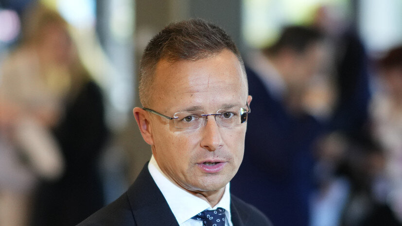   AP Petr David Josek