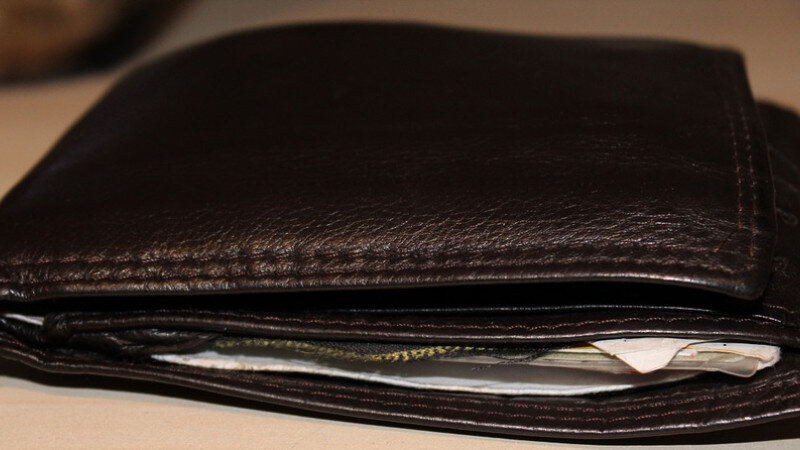     Кошелек, деньги, сбережения. СС0