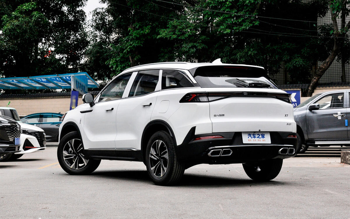 BAIC обновил среднеразмерный кроссовер X7 | РБК Autonews | Дзен