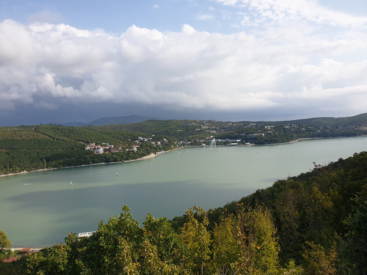 Вы же видите фонтан?