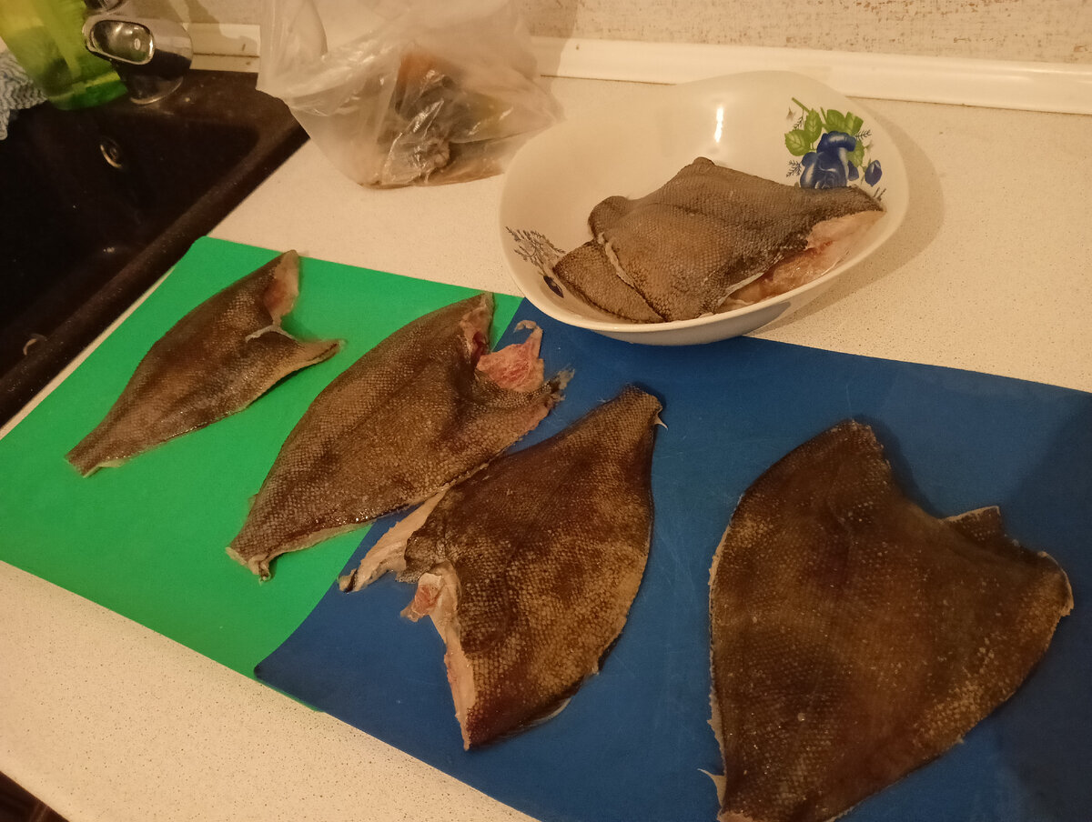 Камбала белогрудая, еще видел желтогрудую