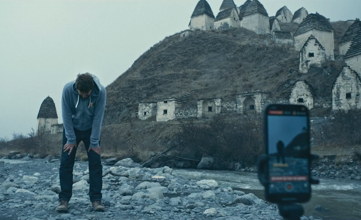 Кадр к фильму «Прямой эфир» 2021 г.