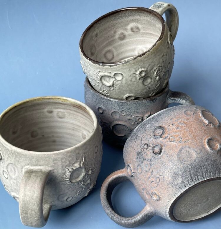 Кружки-луны Pink Fox Pots, 2950 руб/шт.