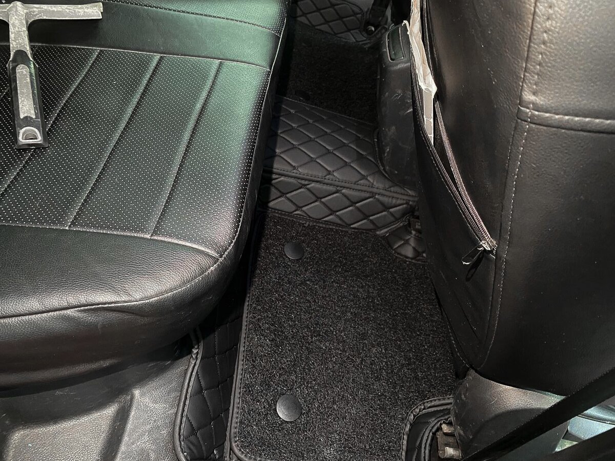 Коврики из экокожи на LADA Vesta