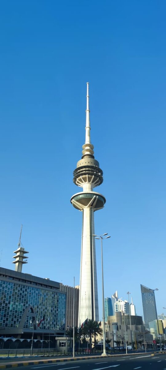 Телебашня Кувейта (фото из личного архива)