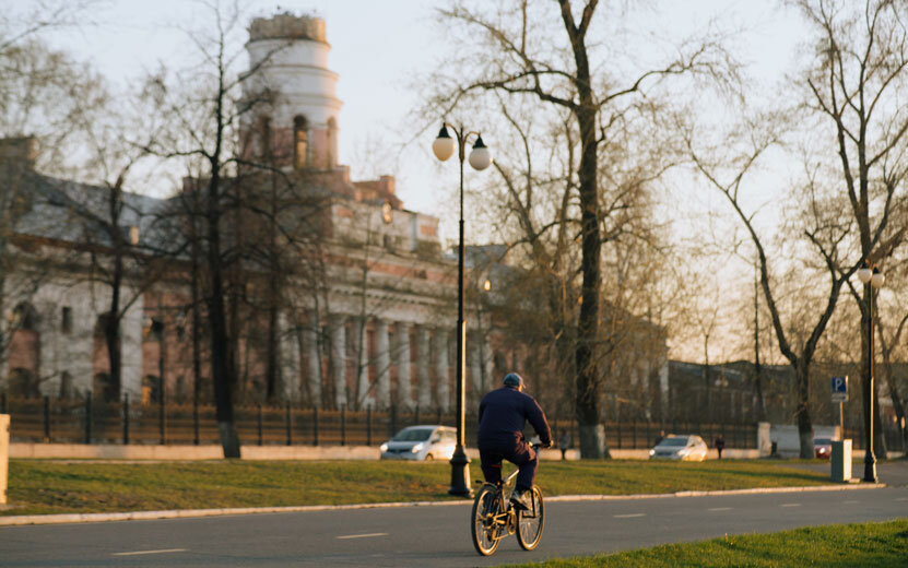    Новости Ижевска на утро 28 апреля: сохранение скидки при оплате проезда картой и арестованный начальник отдела СИЗО