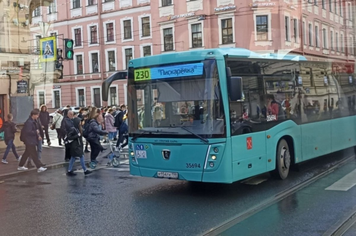 В Смольном рассказали, как будет ходить транспорт на майские праздники |  АиФ – Санкт-Петербург | Дзен