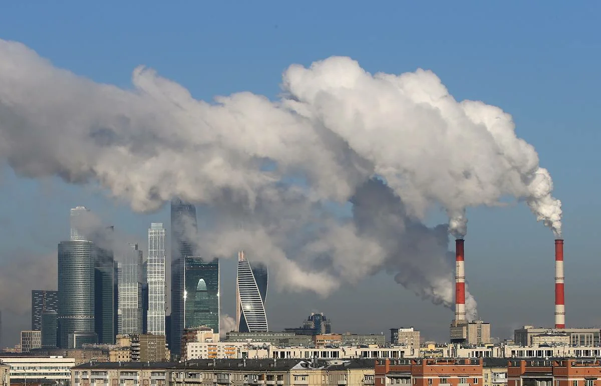 Грязные города подмосковья. Загрязнение атмосферы в Москве. Москва Капотня экология. Загрязняющие заводы в Москве. Город экология Капотня.