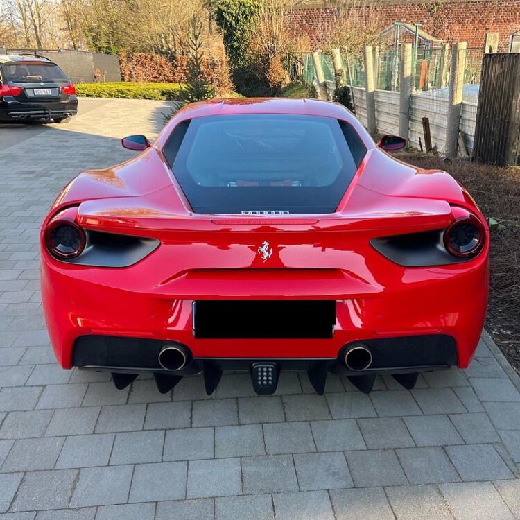 LAFERRARI фото в России 2020