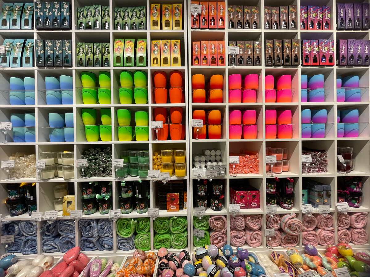 а ещё бомбочек, благовоний, свечей и много чего другого 🔥