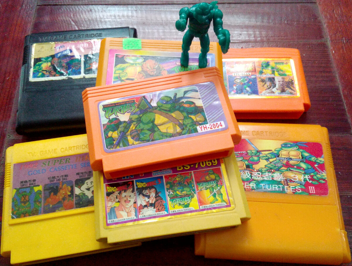 Фото из личной коллекции. Публикация фото преследует в информационные цели. На фото ретро картриджи Dendy. Подробнее об играх указано ниже в статье. 