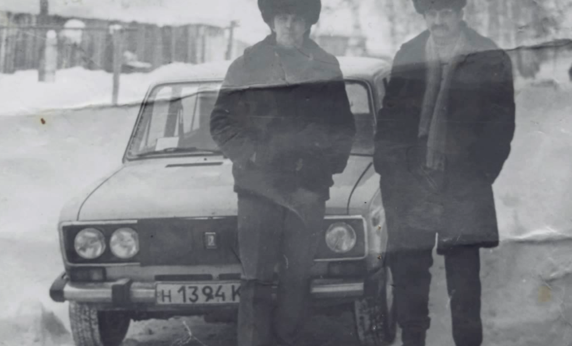 Мы с Олегом у моей машины, кстати, больше у меня нет фоток моего авто