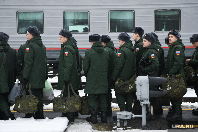    Власти начали готовиться к военной призывной кампании 2023 года