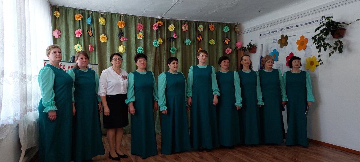 Коллектив" Доброта" с песней про деревню