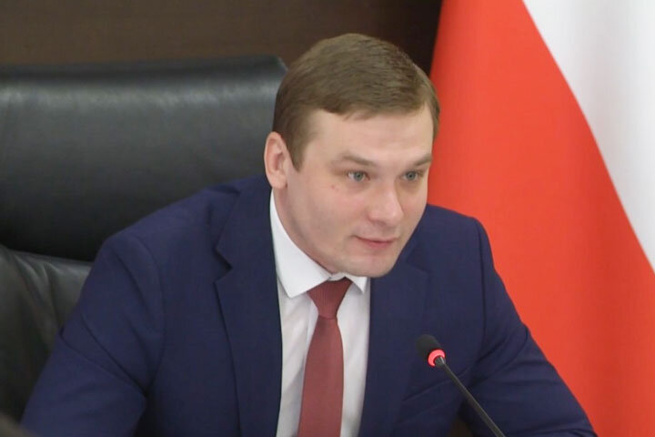 Скриншот онлайн-трансляции заседания правительства РХ, vk.com/konovalov1917 