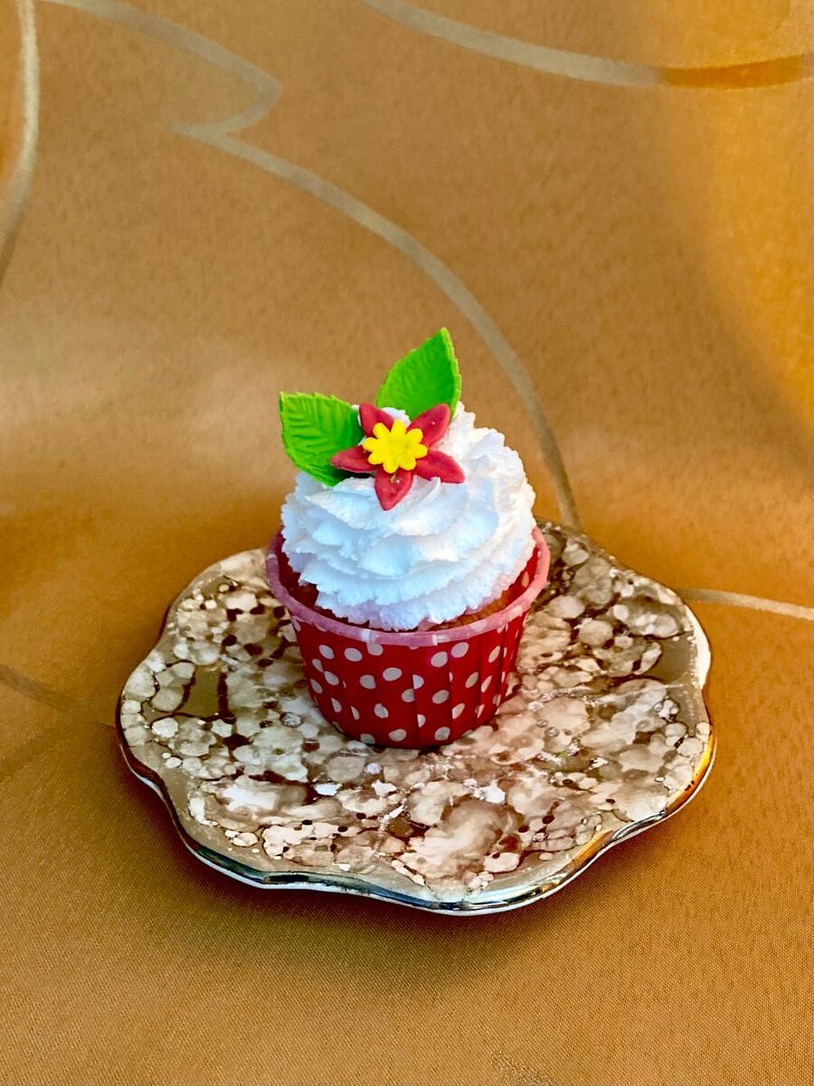 Кокосовый капкейк