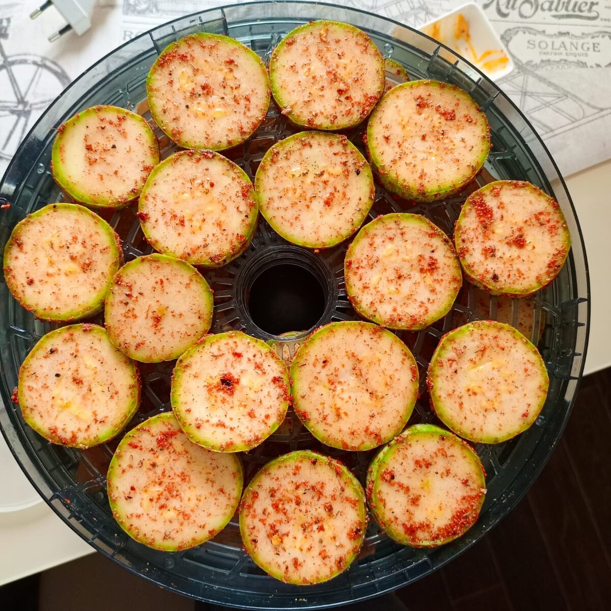 Один поднос кабачков