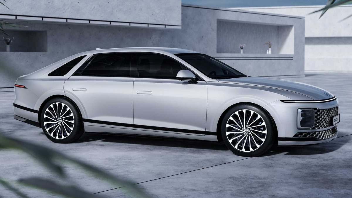      Hyundai Grandeur 2023