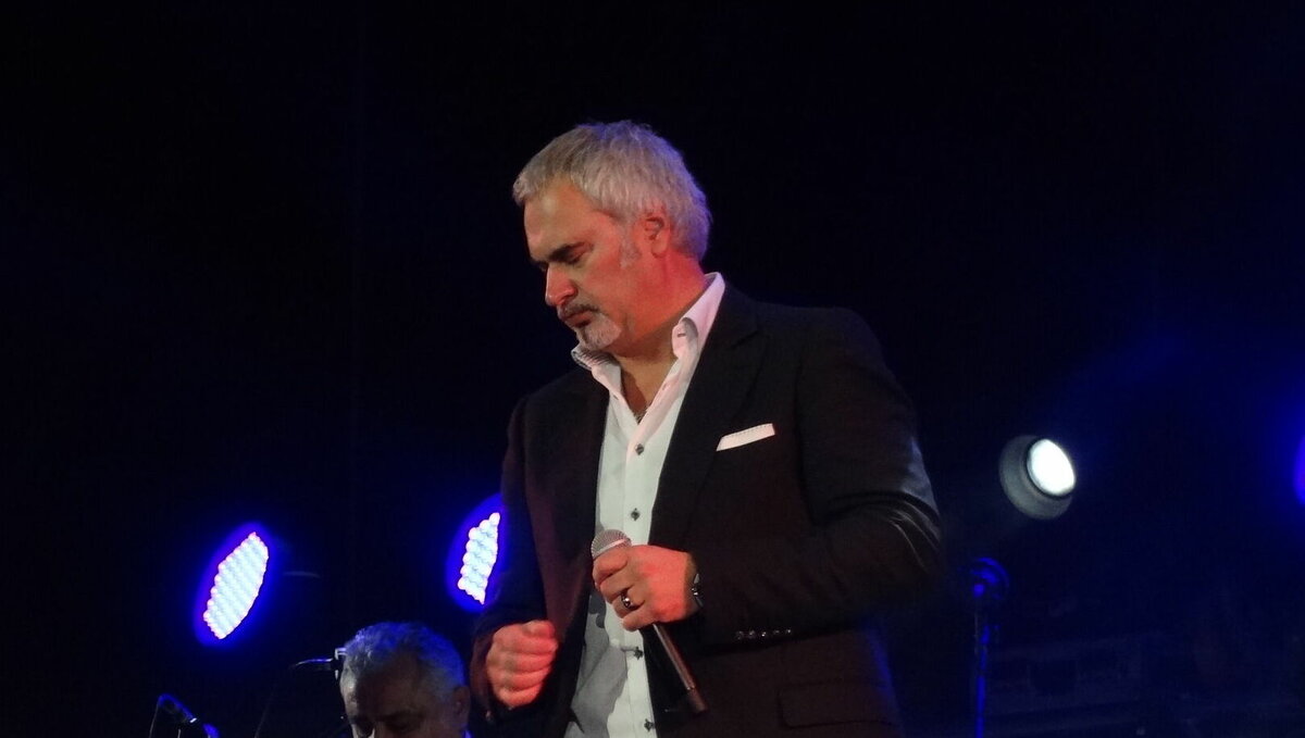     В Ростове организаторы рассказали, как вернуть деньги или обменять билеты на концерты артистов, поддерживающих Украину в СВО, сообщение появилось в сообществе концертной площадки Rostov Roof Live.