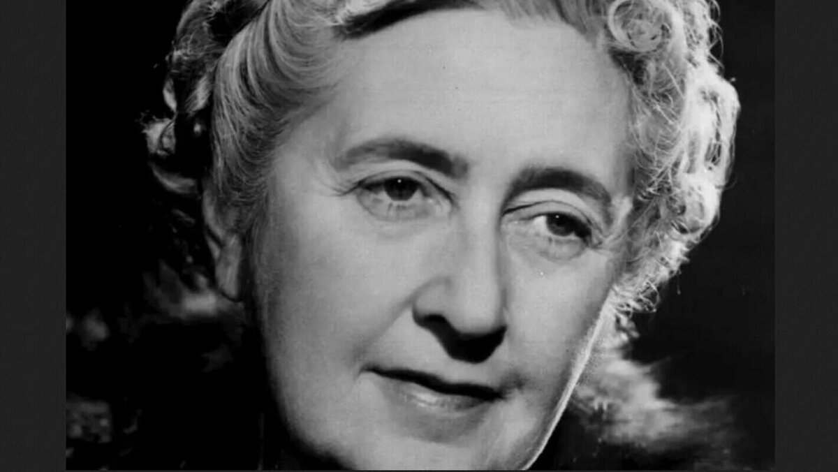     В новых переизданиях оригинальные отрывки удаляются или переписываются, чтобы не оскорблять современного читателя.