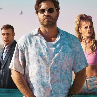     Эдгар Рамирес выслеживает Эбби Ли в трейлере «Человека из Флориды»